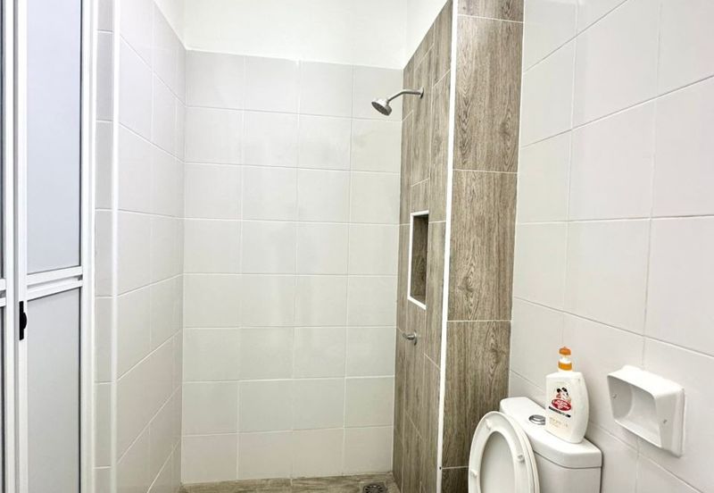 Bukit Indah Avenue 26 @ Villosa