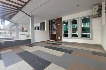 Austin Residence @Taman Mount Austin