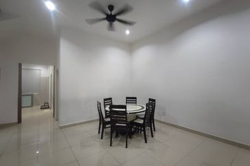 Austin Residence @Taman Mount Austin