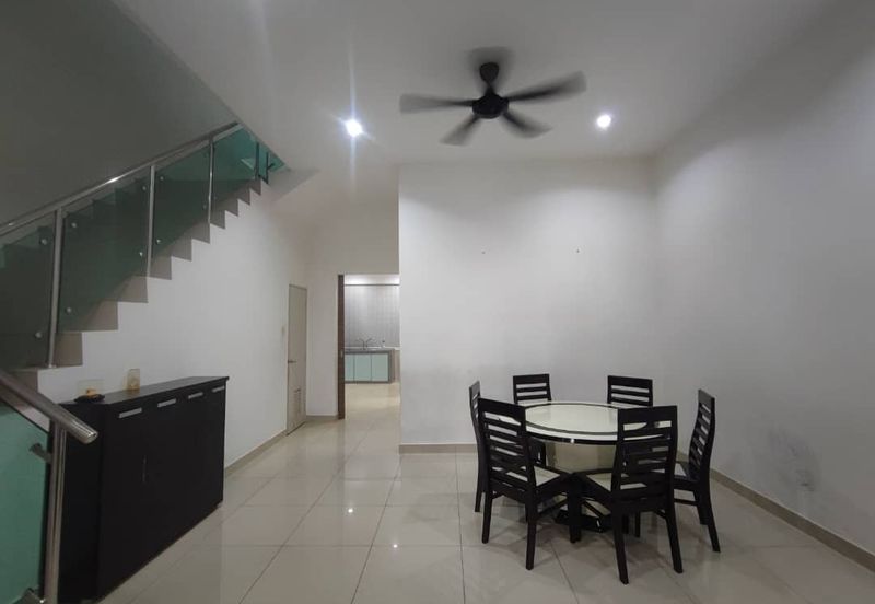 Austin Residence @Taman Mount Austin