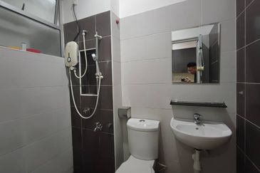 Austin Residence @Taman Mount Austin