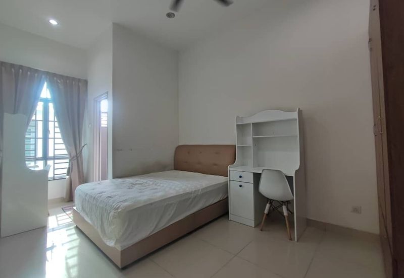 Austin Residence @Taman Mount Austin