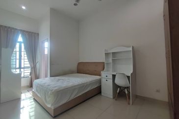 Austin Residence @Taman Mount Austin