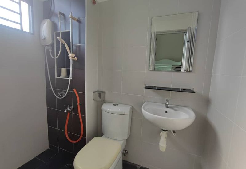 Austin Residence @Taman Mount Austin