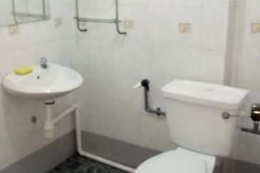 Dwi Mahkota Condominium