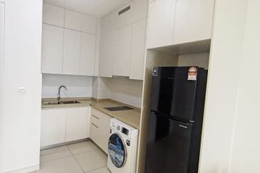 The M @ Medini Macrolink