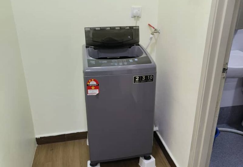 Akademik Suite @ Mount Austin