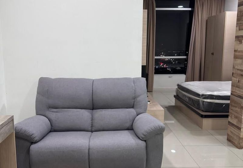 Dedaun Hijau (Greenfield Regency)