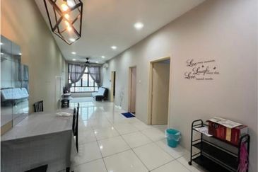 D'Summit Residences @ Kempas Utama