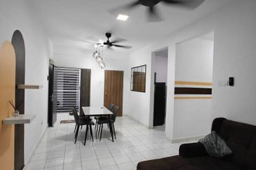 PR1MA @ LARKIN INDAH