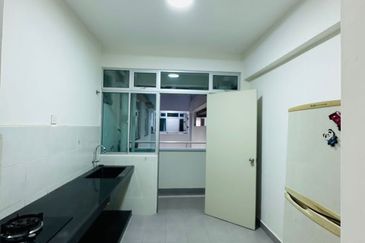 Pangsapuri Tanjung Senibong