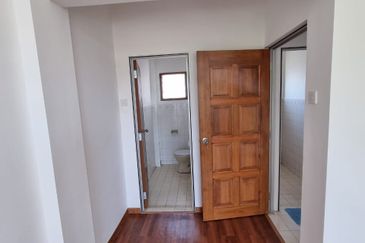 Ria 2 Apartment, Taman Megah Ria