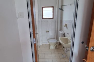 Ria 2 Apartment, Taman Megah Ria