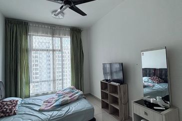 D'Summit Residences @ Kempas Utama