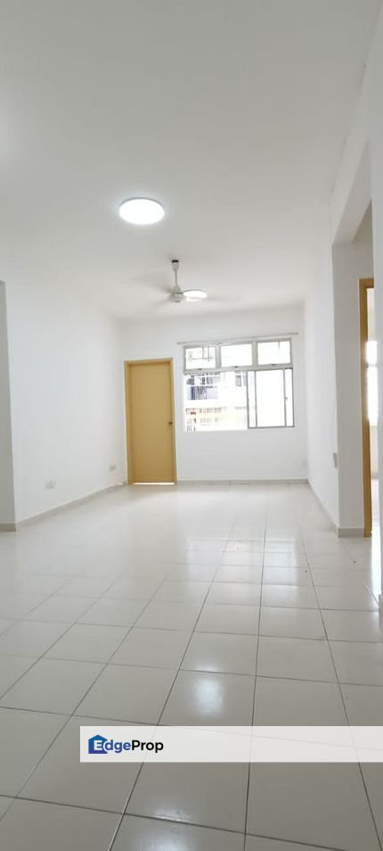 Villa Krystal Apartment,Taman Selesa Jaya, Skudai, Johor., Johor, Skudai