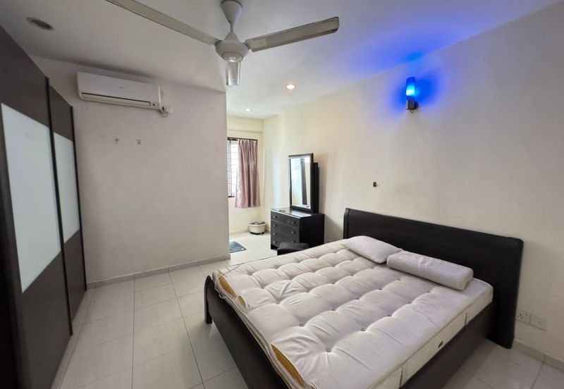 Bangunan Duta Impian (The Embassy Suites)