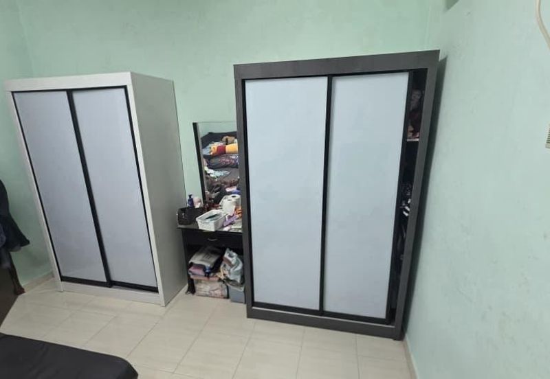 Bangunan Duta Impian (The Embassy Suites)