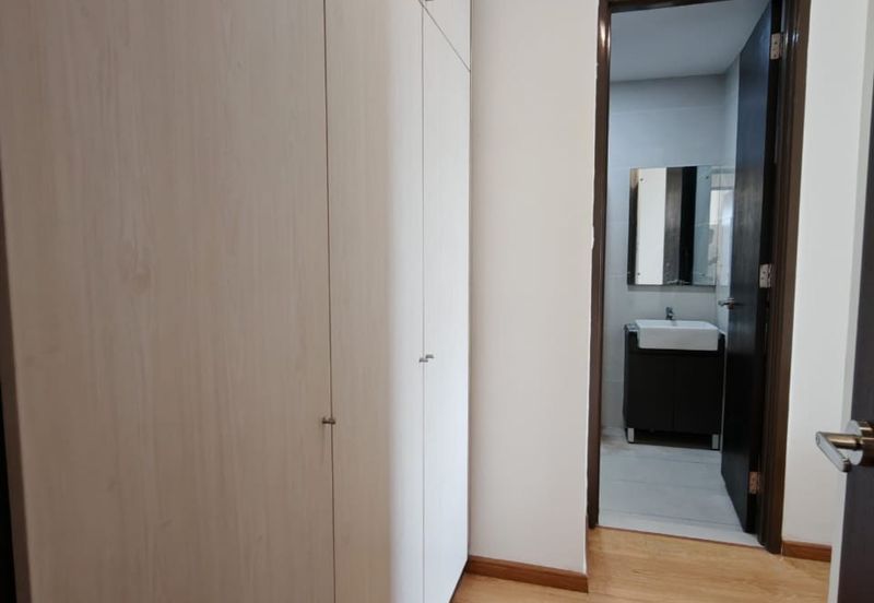 Baypoint @ Country Garden Danga Bay