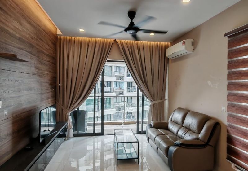 Baypoint @ Country Garden Danga Bay