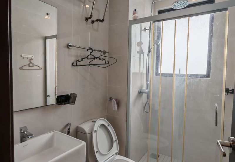 Baypoint @ Country Garden Danga Bay