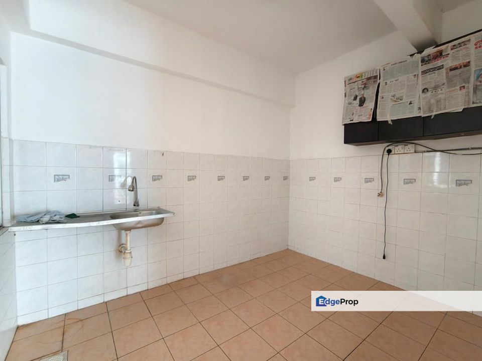 Putri Ria Apartment, Taman Megah Ria, Masai, Johor., Johor, Masai