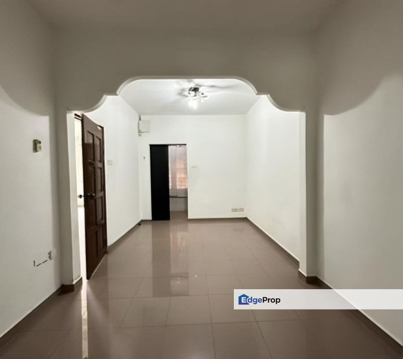 Taman Puteri Wangsa,Ulu Tiram, Johor., Johor, Ulu Tiram