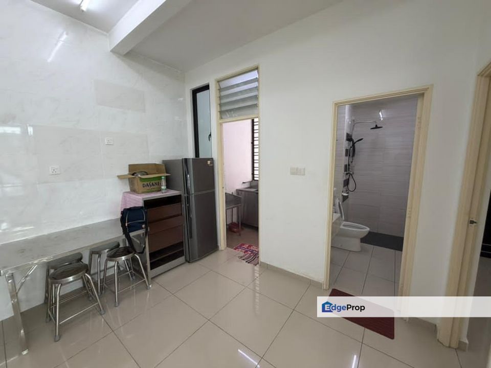 D'Summit Residences, Taman Kempas Utama, Johor Bahru, Johor., Johor, Johor Bahru