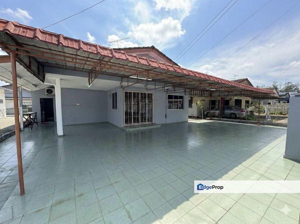 Taman Mutiara ,Jalan Mutiara,Ulu Tiram, Johor., Johor, Ulu Tiram