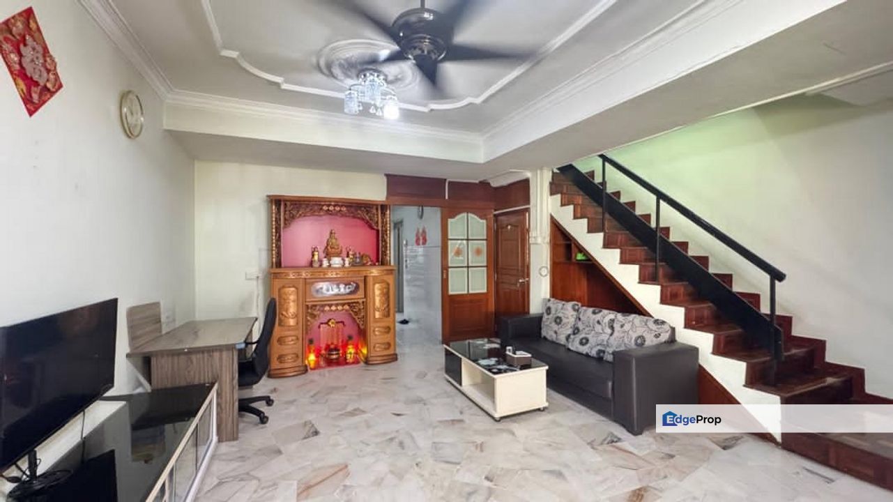 Taman Desa Cemerlang Ulu Tiram , Johor, Ulu Tiram