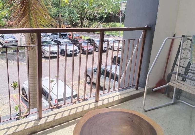 Bistari Impian Apartment @ Larkin