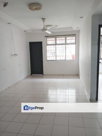 Villa Krystal Apartment, Taman Selesa Jaya, Skudai, Johor., Johor, Skudai