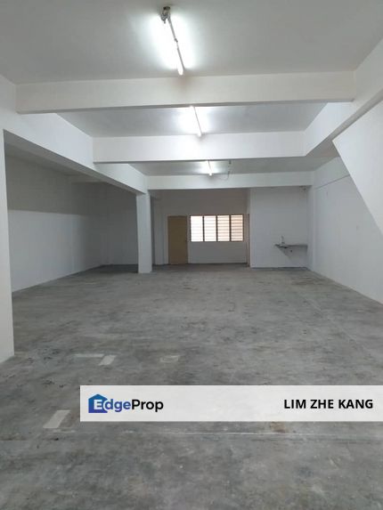 FOR RENT: Suria Kinrara Corner Shop Lot Ground Floor 30' x 67', Puchong, Selangor, Puchong