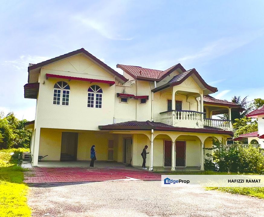 Charming Bungalow in Taman Perkota, Bukit Baru Melaka For Sale, Melaka, Melaka Tengah