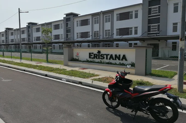 Eristana @ Seri Pristana