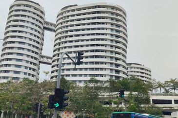 O2 Residence (Residensi Lot 8)