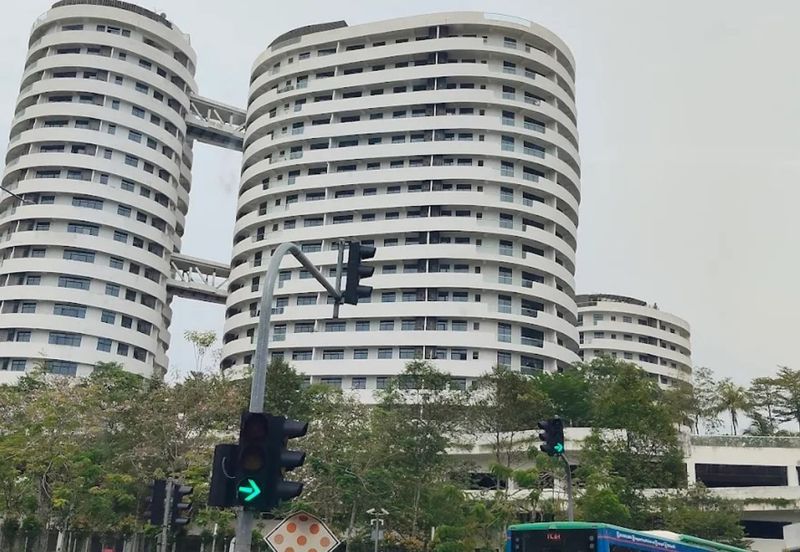 O2 Residence (Residensi Lot 8)