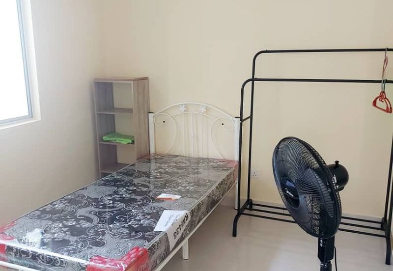 Residensi Warnasari 2