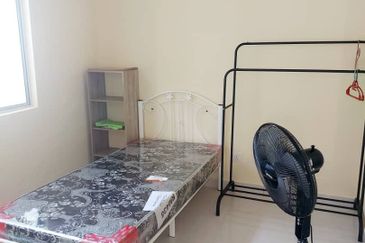 Residensi Warnasari 2