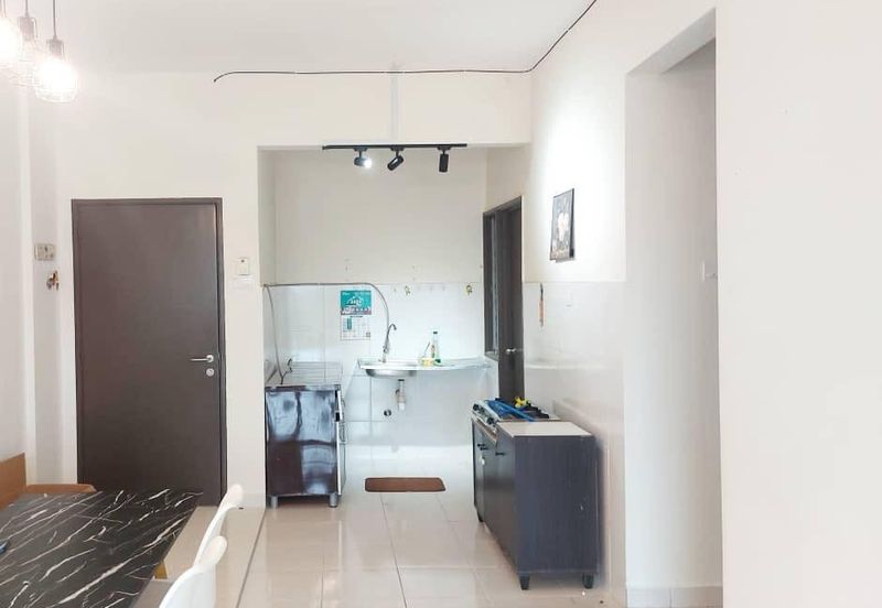 Residensi Warnasari 2