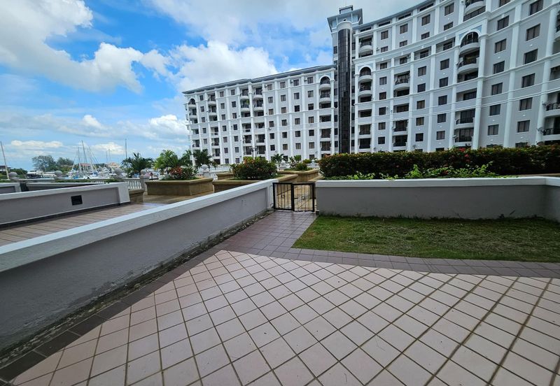 Marina Crescent Condominium