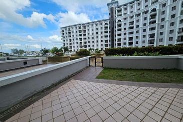 Marina Crescent Condominium