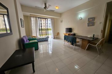 Marina Crescent Condominium