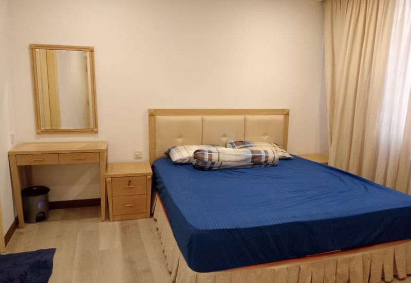 Marina Crescent Condominium