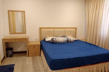 Marina Crescent Condominium