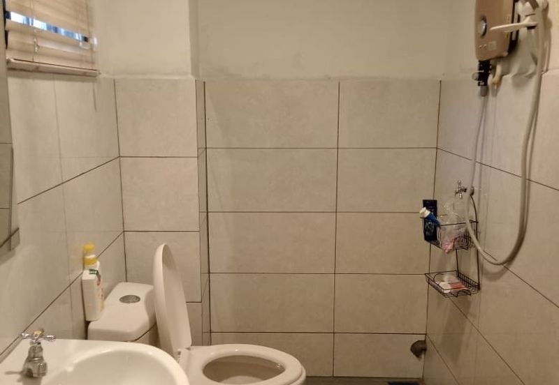 Marina Crescent Condominium