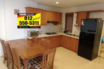 Marina Crescent Condominium