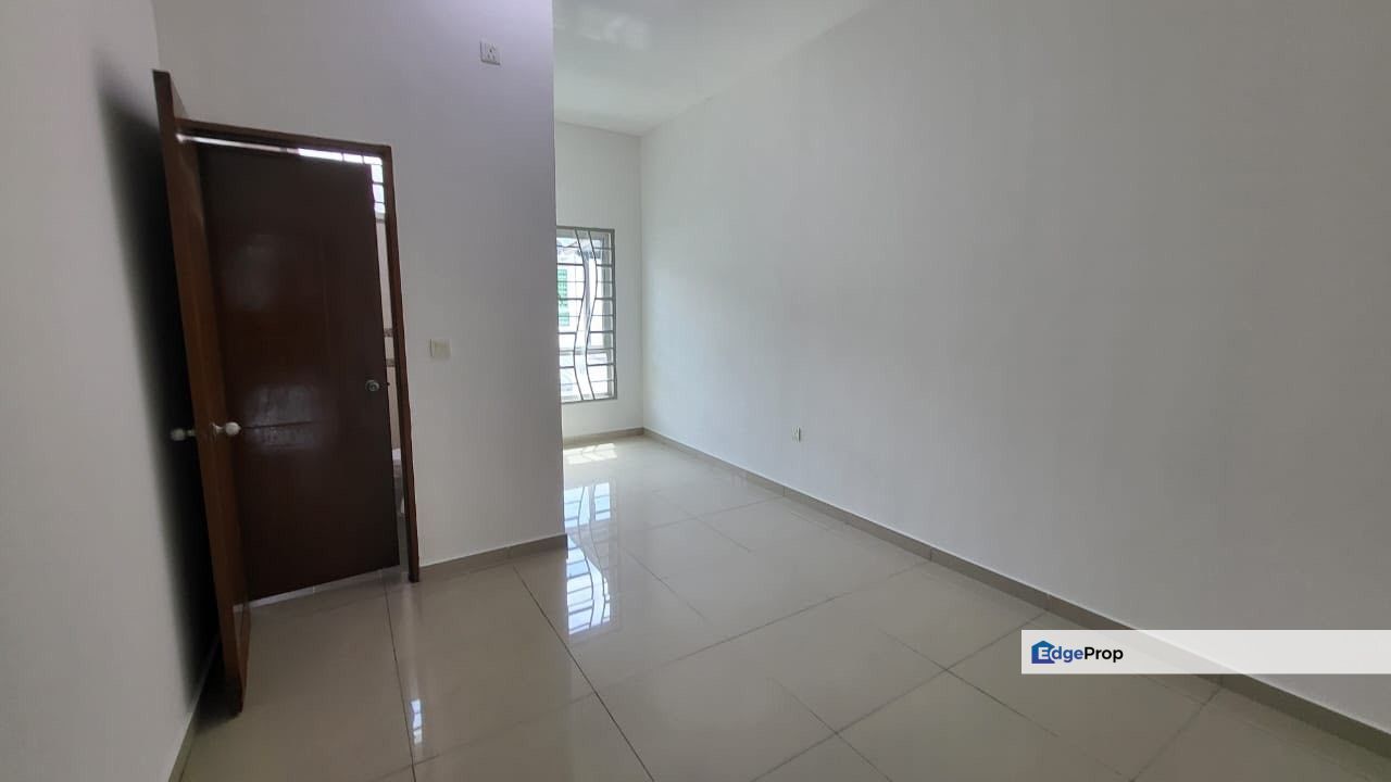 2 Storey Terrace Taman Nusari Bayu 3, Bandar Sri Sendayan Negeri Sembilan, Negeri Sembilan, Seremban