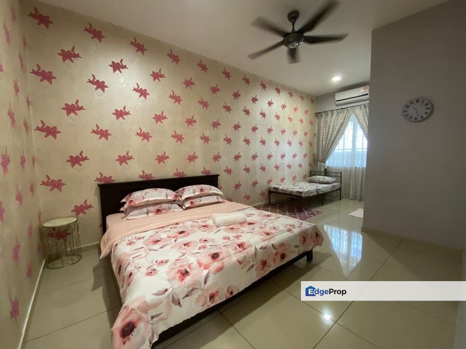  PARTLY FURNISHED Double Storey Suriaman, Sendayan Negeri Sembilan, Negeri Sembilan, Seremban