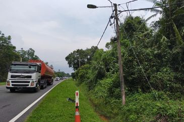 Tanah 3.3 Ekar Tepi Jalan Besar Di Serting Ulu, Jempol Negeri Sembilan