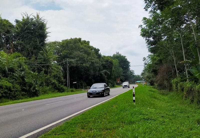 Tanah 3.3 Ekar Tepi Jalan Besar Di Serting Ulu, Jempol Negeri Sembilan